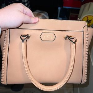 A.V.I purse